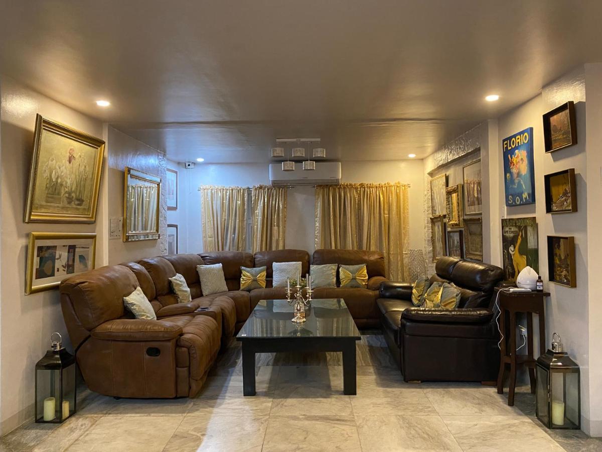 Casa Cecilia Hotel Bantay Екстериор снимка