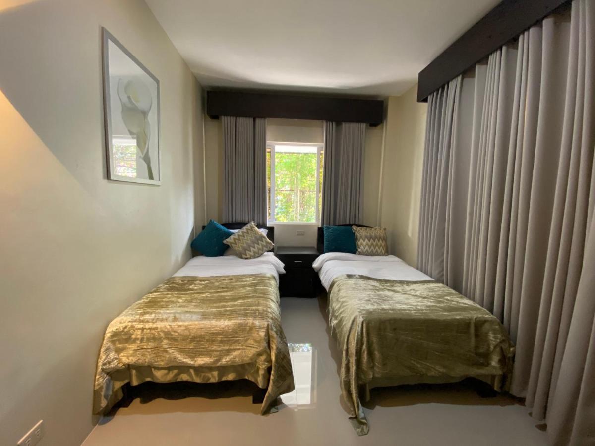 Casa Cecilia Hotel Bantay Екстериор снимка