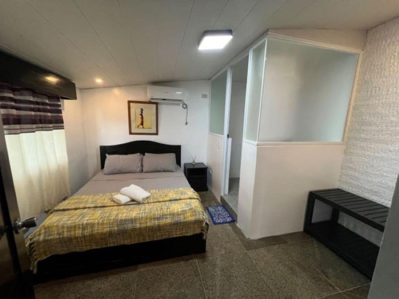 Casa Cecilia Hotel Bantay Екстериор снимка